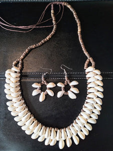 DOUBLE ROW COWRIE SHELL JEWELRY SET