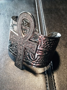 ANCIENT EGYPTIAN SILVER ANKH CUFF